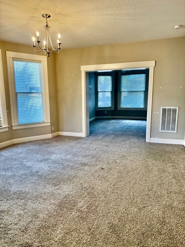 1229 T St Unit 1