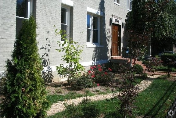 Building Photo - 1364 Constitution Ave NE Rental
