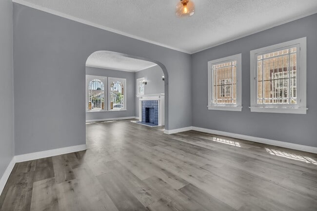 Photo - 1441 W 53rd St Unit 1439