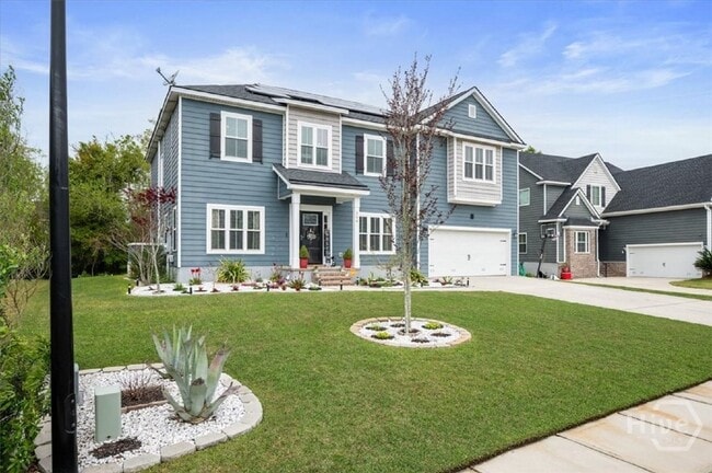 Photo - 360 Waverly Ln