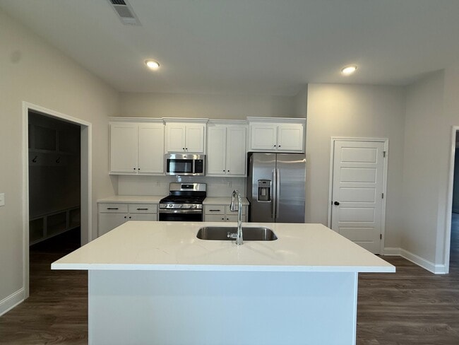 Photo - 132 Madisonville Dr