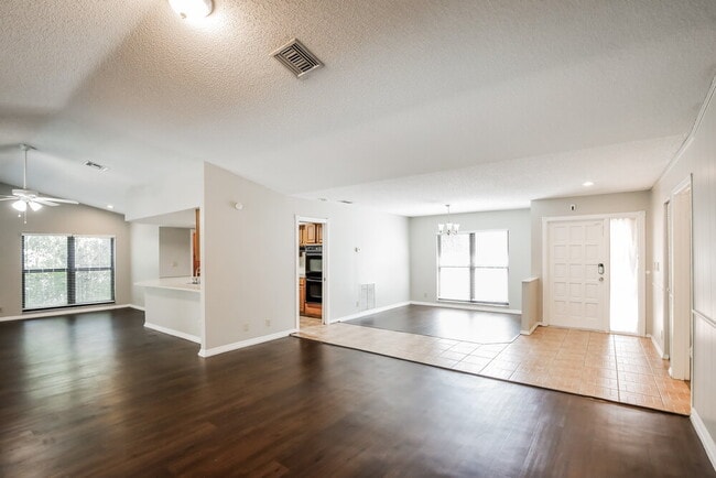 Photo - 21074 Shady Vista Ln