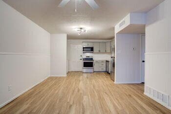 Photo - 226 Hickory St