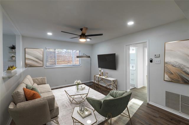 Building Photo - 5921 Gaston Ave Unit F Rental