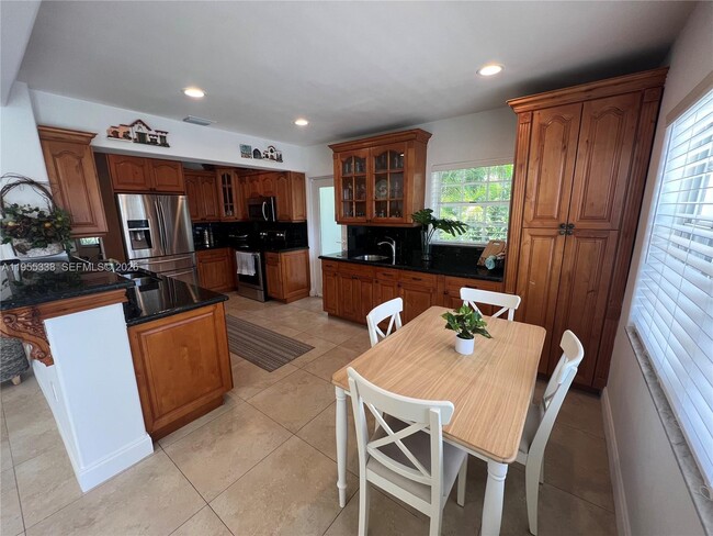 Photo - 7601 Beach View Dr