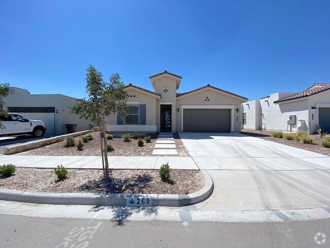 Building Photo - East El Paso 4 bed Refrig A/C Rental