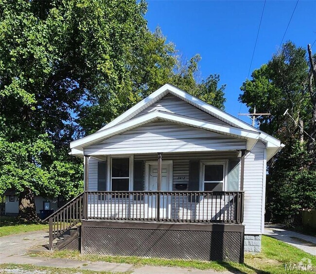 Building Photo - 2412 Bromley Ave Rental