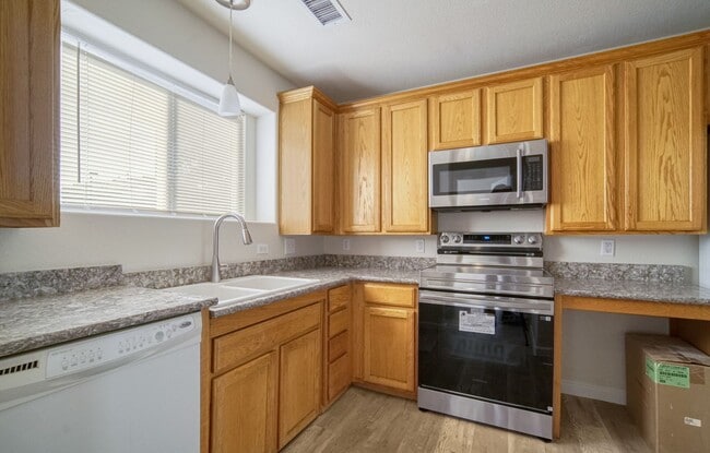 Photo - Great two bedroom, one bath near airport. AVAILABLE BEGINNING 6/17/26
