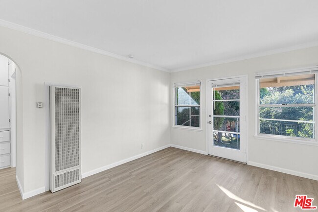 Photo - 1042 Sonora Ave Unidad B