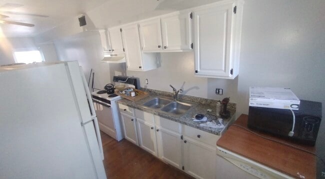 Photo - 1042 Patapsco St