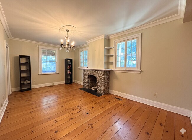 Photo - 6899 Forestell Rd