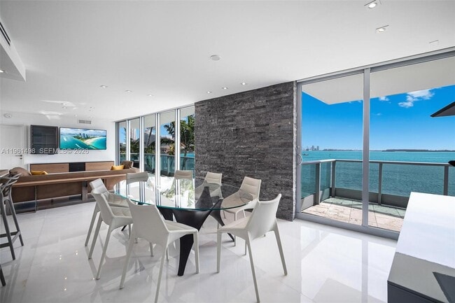 Photo - 1331 Brickell Bay Dr Unit BL-33