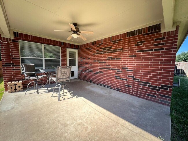 Photo - 4511 Western Lake Dr