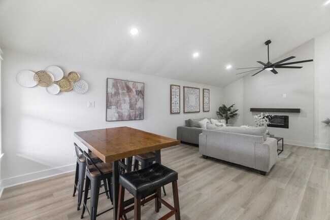 Photo - 3618 Tamfield Dr