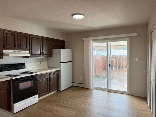Photo - 561 W Pabor Way Unit 3