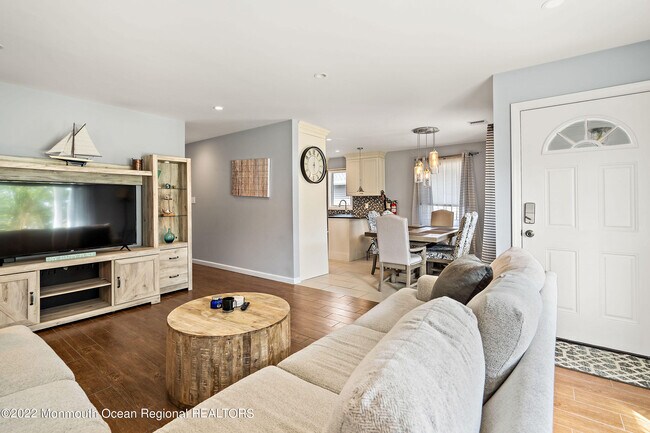 Photo - 207 Washington Ave