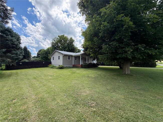 Photo - 1648 White Bridge Rd