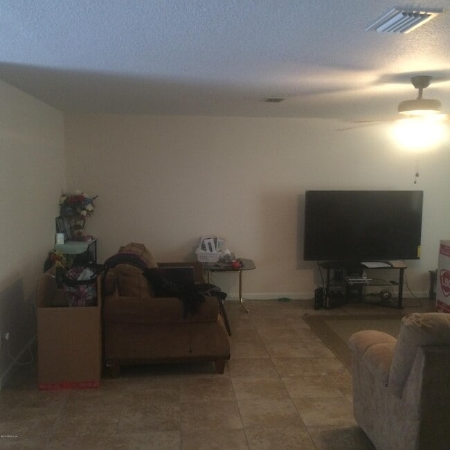 Photo - 2897 Gatling Blvd