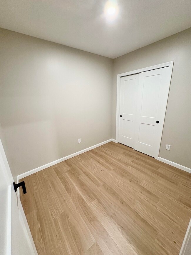 Photo - 15 Mountain Rd Unit 201