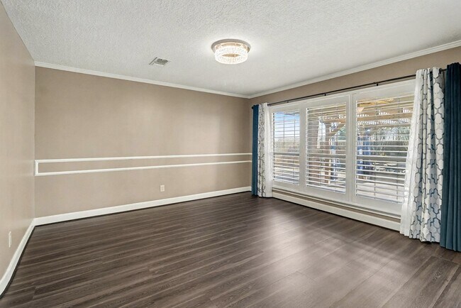 Photo - 1402 Copperfield Ct