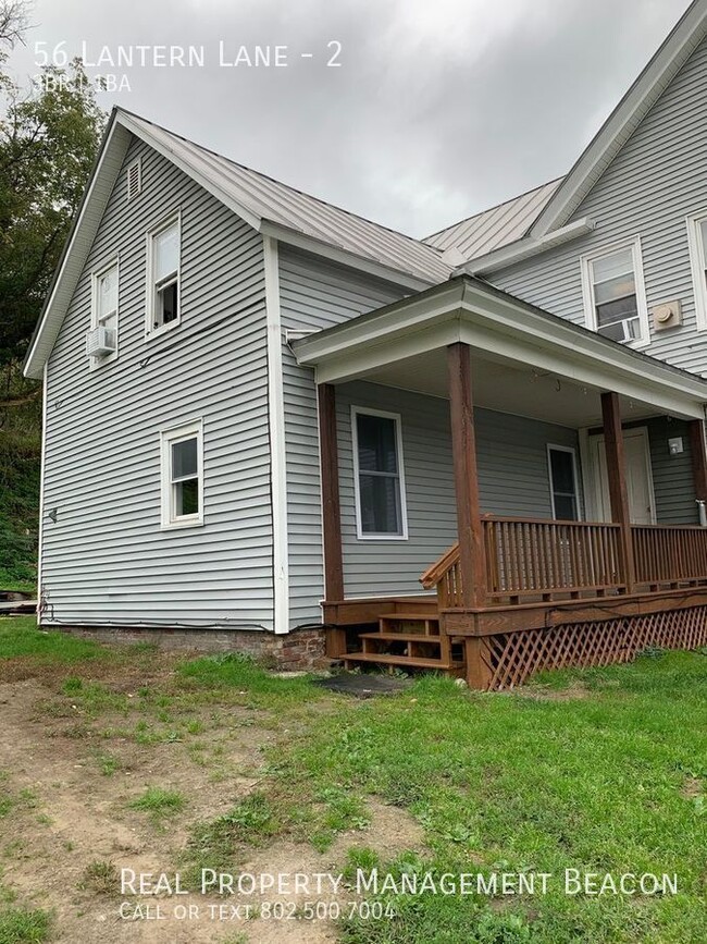 White River Junction - 3BR/1BA $2000 inclu... - White River Junction - 3BR/1BA $2000 inclu... Apartment Unit 2