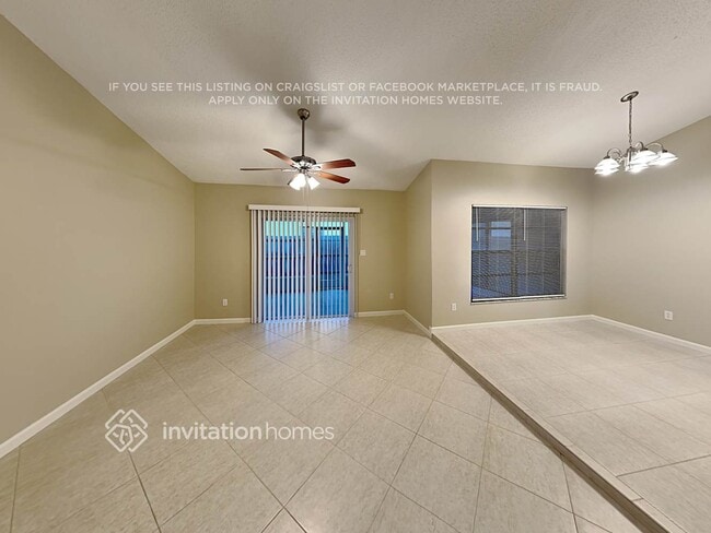 Photo - 954 Finrod Way