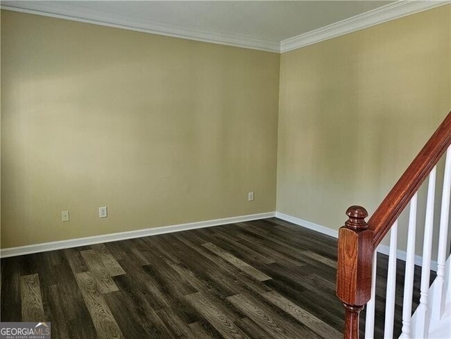 Photo - 5580 Hastings Terrace