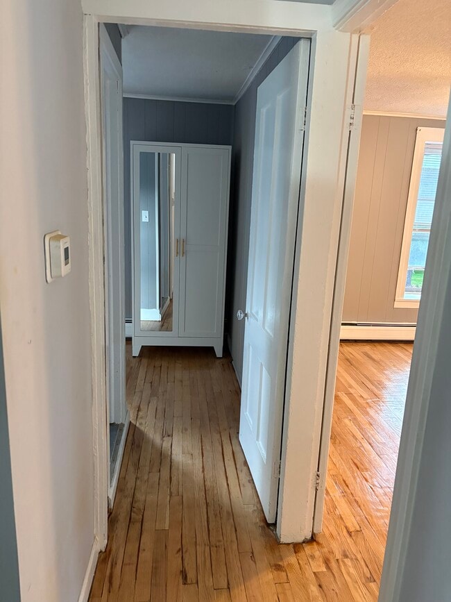 43 Cone Ave Unidad 43 Cone Ave Unit 2 West Meriden, CT 06450