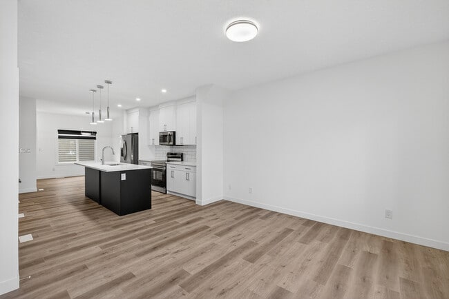 Photo - 26 Renwyck Pl