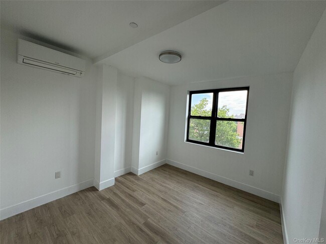 Photo - 84-03 Lander St Unidad 2C