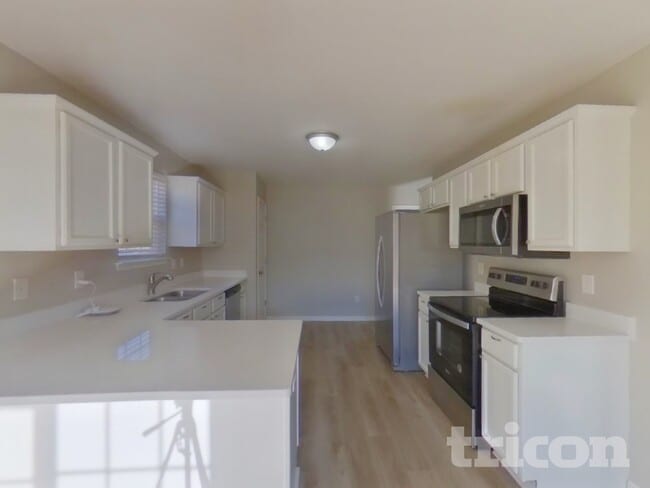 Photo - 257 Waxberry Ct