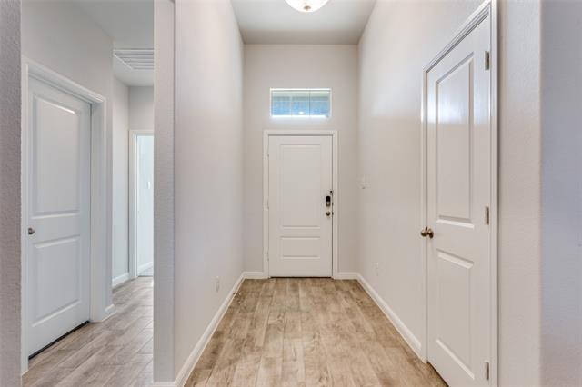 Photo - 8900 Trumpeter Ln