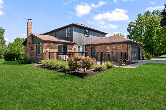 38636 Rutgers Dr