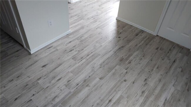 Photo - 2739 Fairview Dr