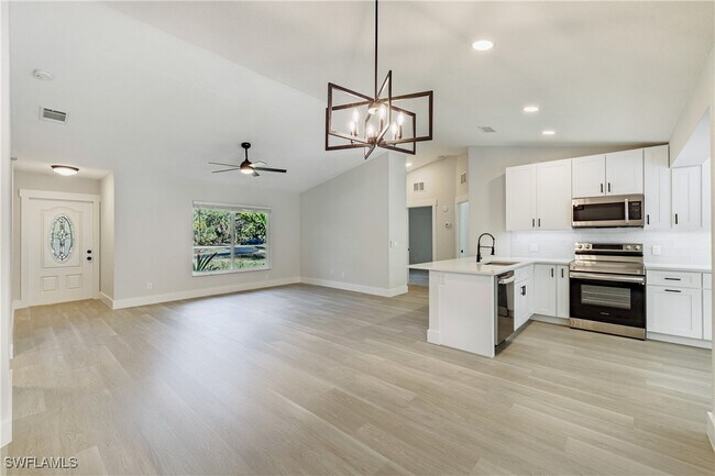 Photo - 390 20th Ave NW