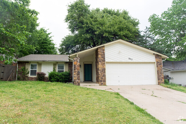 Building Photo - 8913 E 92nd Pl Rental