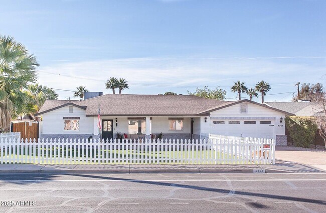 Building Photo - 4301 E Osborn Rd Rental