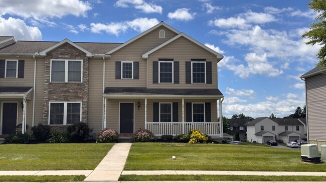 Photo - 250 Limestone Dr