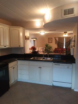Photo - 104 E Parade Dr Unit 19