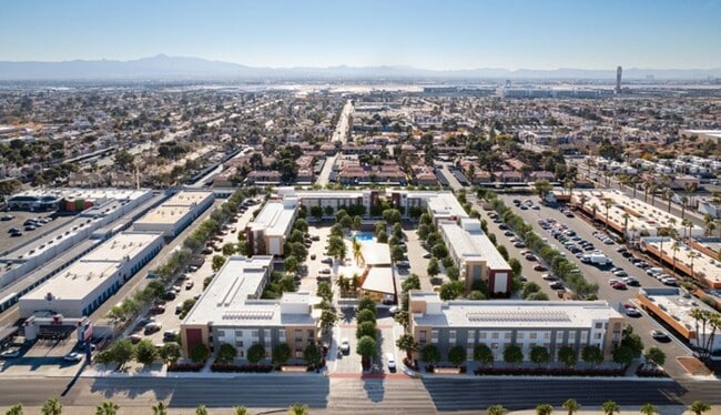 Photo - Birchway Tropicana