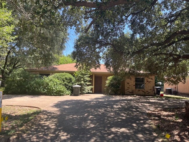 1412 Bermuda Ct