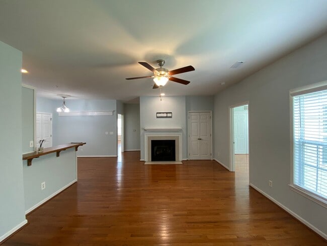 Photo - 6981 Hanesbrook Cir Unit 202