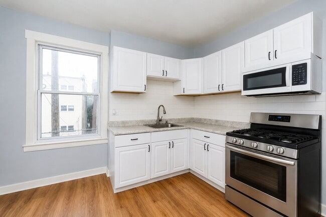 Photo - 3414 W Potomac Ave Unit 3414 W Potomac Ave