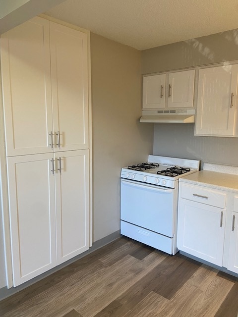 Photo - The Chaparral Apartments