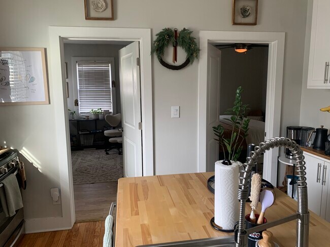 Entry to bedrooms - 2546 Duck Creek Rd Unit 1