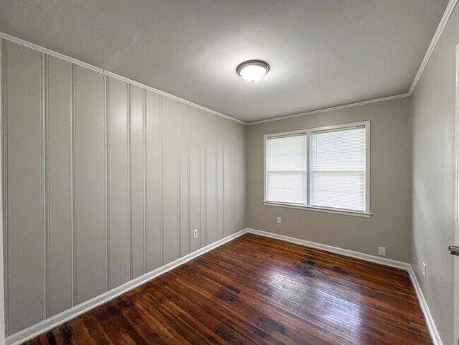 Photo - 4 bedroom, 2 bathroom house near Perkins and Willow / Colonial Acres area of Memphis