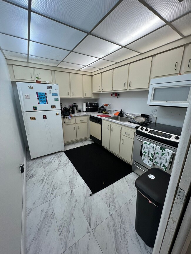 Photo - 4222 Inverrary Blvd Unit 4308