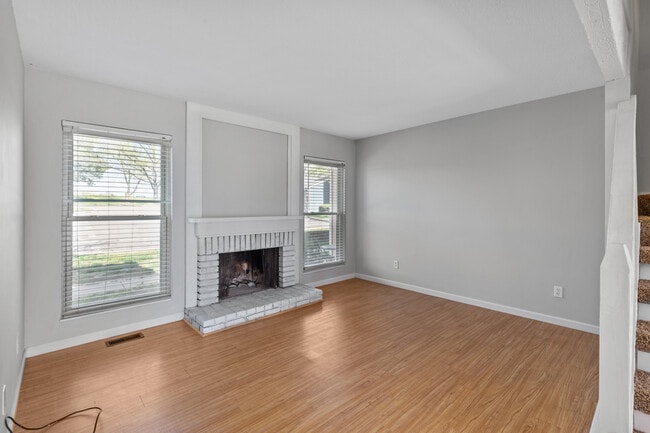 Photo - 147 Harbor View Dr Unit 147