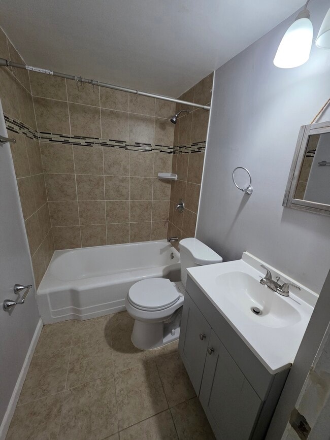 Photo - The Chartum Unit 4