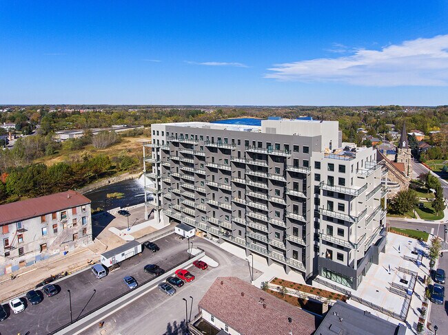 Photo - Riverview Apartments